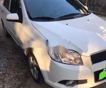 Chevrolet Aveo MT   2017 - Bán Chevrolet Aveo MT sản xuất 2017, màu trắng