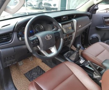 Toyota Fortuner G 2016 - Bán Toyota Fortuner G sản xuất năm 2016, màu nâu, nhập khẩu số sàn