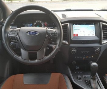 Ford Ranger Wildtrak 3.2L 4x4 AT 2017 - Bán Ford Ranger Wildtrak 3.2L 4x4 AT đời 2017, nhập khẩu nguyên chiếc đẹp như mới, 875tr