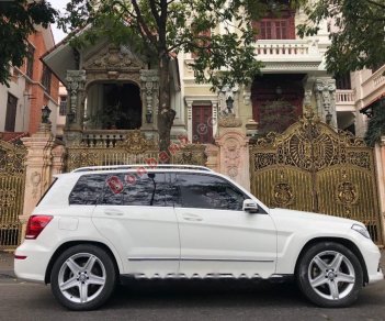 Mercedes-Benz GLK Class GLK250 AMG 4Matic 2015 - Cần bán gấp Mercedes GLK 250 AMG năm sản xuất 2015, màu trắng