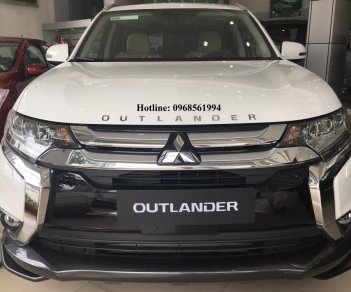Mitsubishi Outlander 2.0 CVT Premium 2018 - [HOT] Bán Mitsubishi Outlander 2.0 CVT Premium 2018, giá cực tốt