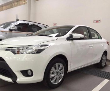 Toyota Vios 1.5E 2017 - Bán xe Toyota Vios 1.5E năm 2017, màu trắng