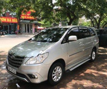 Toyota Innova 2015 - Cần bán lại xe Toyota Innova năm 2015, màu bạc, giá tốt