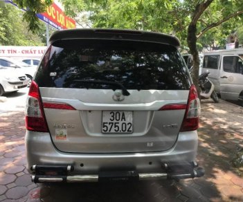 Toyota Innova 2015 - Cần bán lại xe Toyota Innova năm 2015, màu bạc, giá tốt