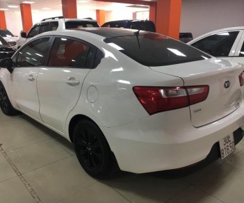 Kia Rio 2015 - Cần bán xe Kia Rio đời 2015, màu trắng, nhập khẩu nguyên chiếc chính chủ