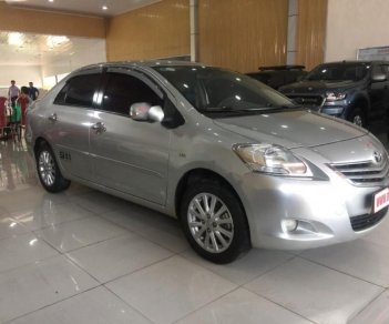 Toyota Vios 2010 - Cần bán xe Toyota Vios sản xuất năm 2010, màu bạc số sàn, giá chỉ 355 triệu