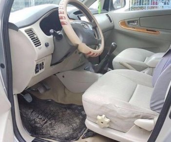 Toyota Innova G 2010 - Bán xe Toyota Innova G 2010, màu bạc 