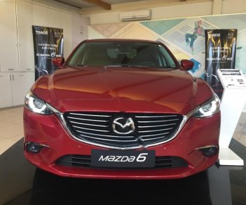 Mazda 6 2.0 Premium 2018 - Bán Mazda 6 2.0 Premium sản xuất năm 2018, màu đỏ 