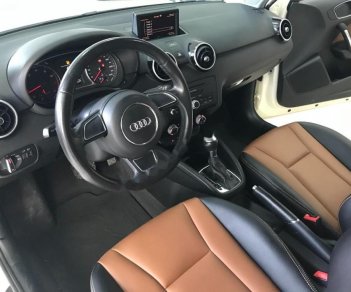 Audi A1 2010 - Chính chủ bán ô tô Audi A1 sản xuất 2010, màu trắng, xe nhập