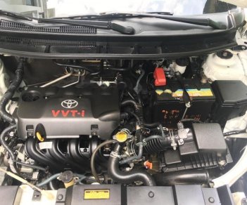 Toyota Yaris 1.3G 2014 - Bán Toyota Yaris G 1.3L năm 2014, màu trắng, nhập khẩu