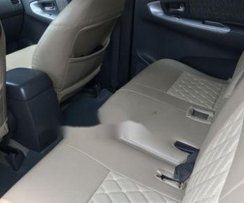 Toyota Innova 2013 - Bán Toyota Innova đời 2013, màu bạc