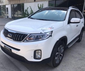 Kia Sorento 2.4G 2017 - Bán Kia Sorento 2.4G đời 2017, màu trắng