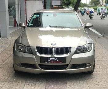 BMW 3 Series 320i 2007 - Bán xe BMW 3 Series 320i năm 2007, màu vàng, xe nhập