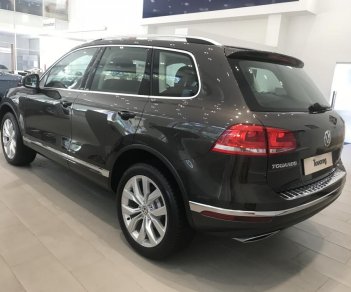 Volkswagen Touareg 2018 - Mãnh hổ Touareg 3.6 2018 - Mạnh + Đã + Chất - Liên hệ ngay để lái thử - Có xe giao ngay