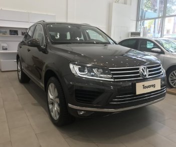 Volkswagen Touareg 2018 - Mãnh hổ Touareg 3.6 2018 - Mạnh + Đã + Chất - Liên hệ ngay để lái thử - Có xe giao ngay
