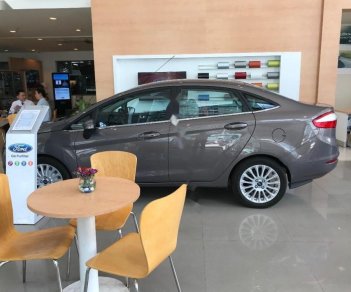 Ford Fiesta Titanium 2018 - Bán Ford Fiesta Titanium đời 2018, màu nâu