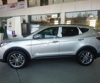 Hyundai Santa Fe 4WD 2018 - Bán Hyundai Santa Fe 4WD đời 2018, màu bạc