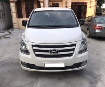 Hyundai Starex 2016 - Bán xe 9 chỗ Hyundai Starex đời cuối 2016, máy dầu, số sàn, phom mới