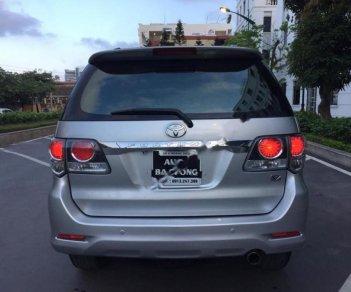 Toyota Fortuner 2.7V 4x2 AT 2015 - Bán Toyota Fortuner 2.7V 4x2 AT đời 2015, màu bạc 