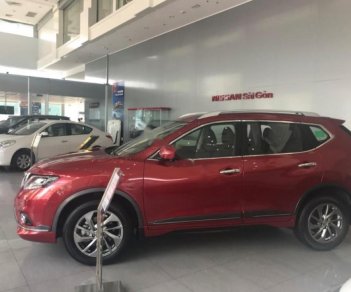 Nissan X trail 2.5 SV 4WD Premium 2018 - Bán ô tô Nissan X trail 2.5 SV 4WD Premium sản xuất 2018, màu đỏ