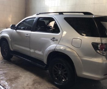 Toyota Fortuner 2015 - Bán xe Toyota Fortuner đời 2015, màu bạc  