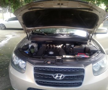 Hyundai Santa Fe 2007 - Cần bán xe Santafe đời 2007, máy xăng, số tự động, màu vàng cát, xe nhập khẩu, gia đình sử dụng