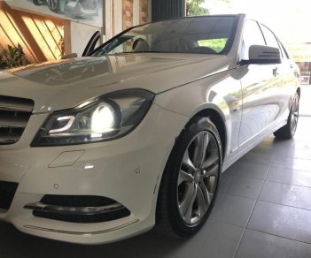 Mercedes-Benz C class C200 2011 - Bán xe Mercedes C200 sản xuất năm 2011, màu trắng