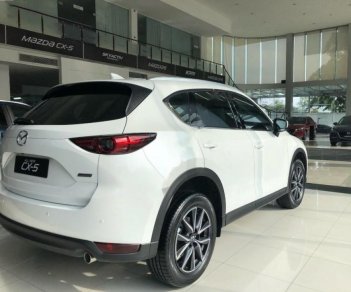 Mazda CX 5 2.0 AT 2018 - Cần bán Mazda CX 5 2.0 AT năm sản xuất 2018, màu trắng giá cạnh tranh