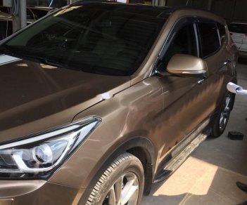 Hyundai Santa Fe 2016 - Bán Hyundai Santa Fe sản xuất năm 2016, màu nâu như mới