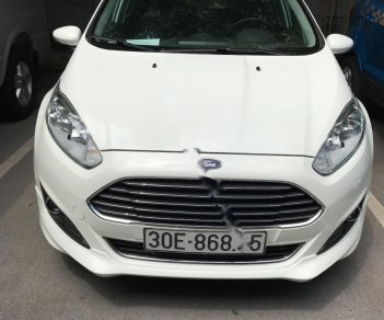 Ford Fiesta 2017 - Cần bán xe Ford Fiesta sản xuất 2017, màu trắng, giá 530tr