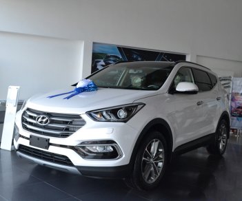 Hyundai Santa Fe 2018 - Hyundai BRVT- Giao xe ngay - 0933 740 639- Mr Trọng- Santafe full xăng năm 2018, màu trắng, cát, đen