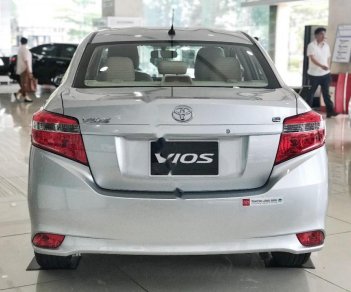 Toyota Vios 1.5E 2018 - Bán xe Toyota Vios 1.5E sản xuất 2018, màu bạc, giá chỉ 490 triệu