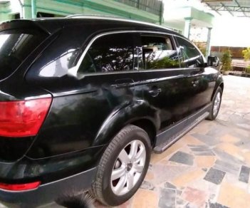 Audi Q7 2007 - Cần bán lại xe Audi Q7 năm 2007, màu đen, xe nhập chính chủ, giá chỉ 695 triệu