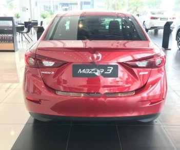 Mazda 3 1.5 AT 2018 - Cần bán xe Mazda 3 1.5 AT năm sản xuất 2018, màu đỏ