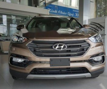 Hyundai Santa Fe 2018 - Cần bán gấp Hyundai Santa Fe năm 2018, giá tốt