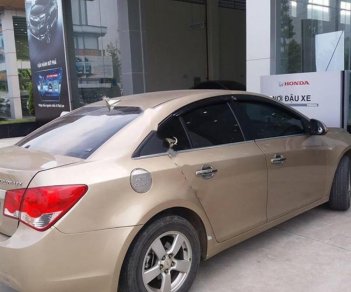 Chevrolet Cruze 2011 - Bán xe Chevrolet Cruze năm 2011, màu vàng số tự động