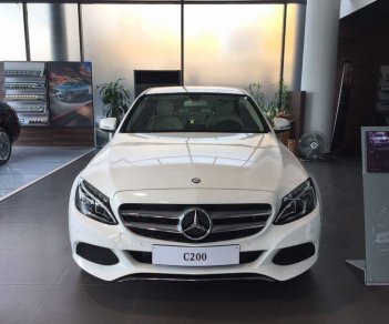 Mercedes-Benz C class C200 2018 - Cần bán xe Mercedes C200 2018, màu trắng