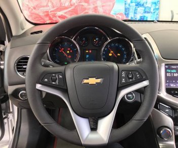 Chevrolet Cruze LTZ 2018 - Cần bán Chevrolet Cruze LTZ 2018. Ưu đãi lên tới 30Tr trong tháng 5/2018 - LH 0969.470.259