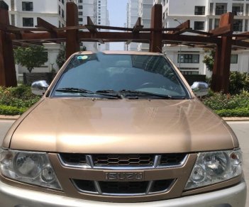 Isuzu Hi lander V-spec Touring 2008 - Cần bán lại xe Isuzu Hi lander V-spec Touring 2008, màu vàng số sàn, giá 305tr