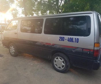 Toyota Hiace Van 2.0 2002 - Bán ô tô Toyota Hiace Van 2.0 đời 2002, màu xanh lam