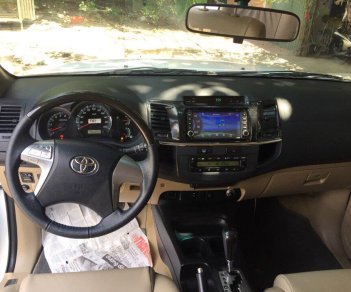 Toyota Fortuner TRD 2.7V (4x2) 2016 - Bán Toyota Fortuner TRD 2.7V (4x2) sản xuất 2016, màu trắng
