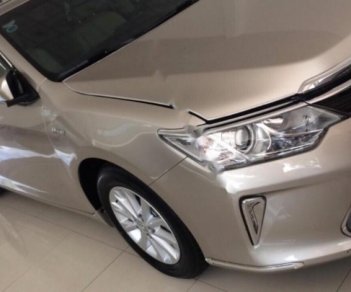 Toyota Camry 2.0 E 2016 - Bán Toyota Camry 2.0 E sản xuất 2016