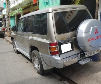 Mitsubishi Pajero 3.5 2007 - Cần bán lại xe Mitsubishi Pajero 3.5 đời 2007, màu vàng chính chủ