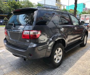 Toyota Fortuner 2009 - Bán ô tô Toyota Fortuner 2009, màu xám, 585tr