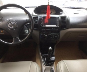 Toyota Vios 1.5G 2003 - Cần bán Toyota Vios 1.5G sản xuất 2003, màu vàng xe gia đình