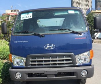 Hyundai HD 700 2017 - Bán Hyundai HD700 satxi, thùng bạt, thùng kín, giao xe ngay, hỗ trợ trả góp tới 80%