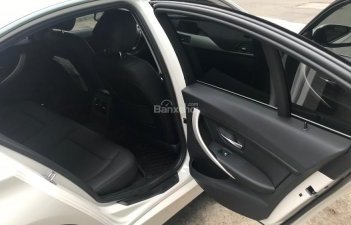 BMW 3 Series 320i  2015 - Bán xe BMW 3 Series sản xuất năm 2015, màu trắng, nhập khẩu như mới