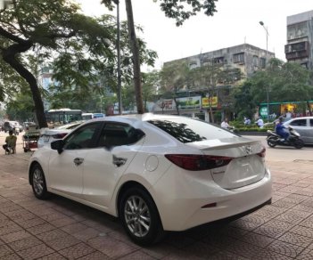 Mazda 3 1.5 AT 2018 - Bán xe Mazda 3 1.5 AT sản xuất 2018, màu trắng số tự động giá cạnh tranh