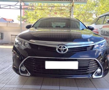 Toyota Camry 2.5Q 2018 - Bán Camry 2.5Q 2018 hàng hiếm mới 99,9% xe chạy mới 1000km (Tặng trước bạ). Hỗ trợ vay 80% ngân hàng