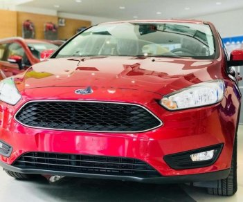 Ford Focus Trend 1.5L 2018 - Bán xe Ford Focus Trend 1.5L đời 2018, màu đỏ